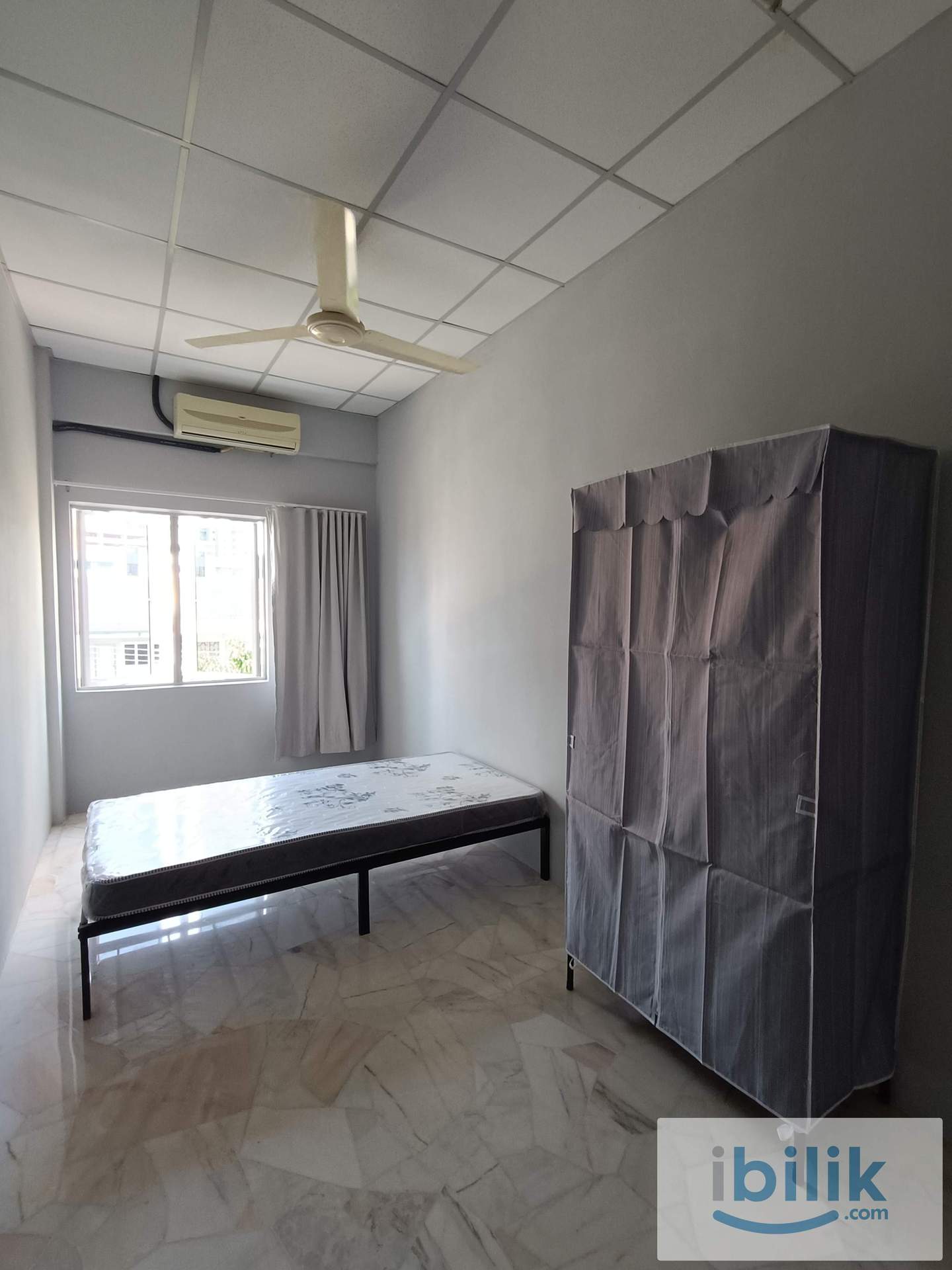 Room rent at Taman Desa Aman near MRT Tmn Muitiara  - Image 1