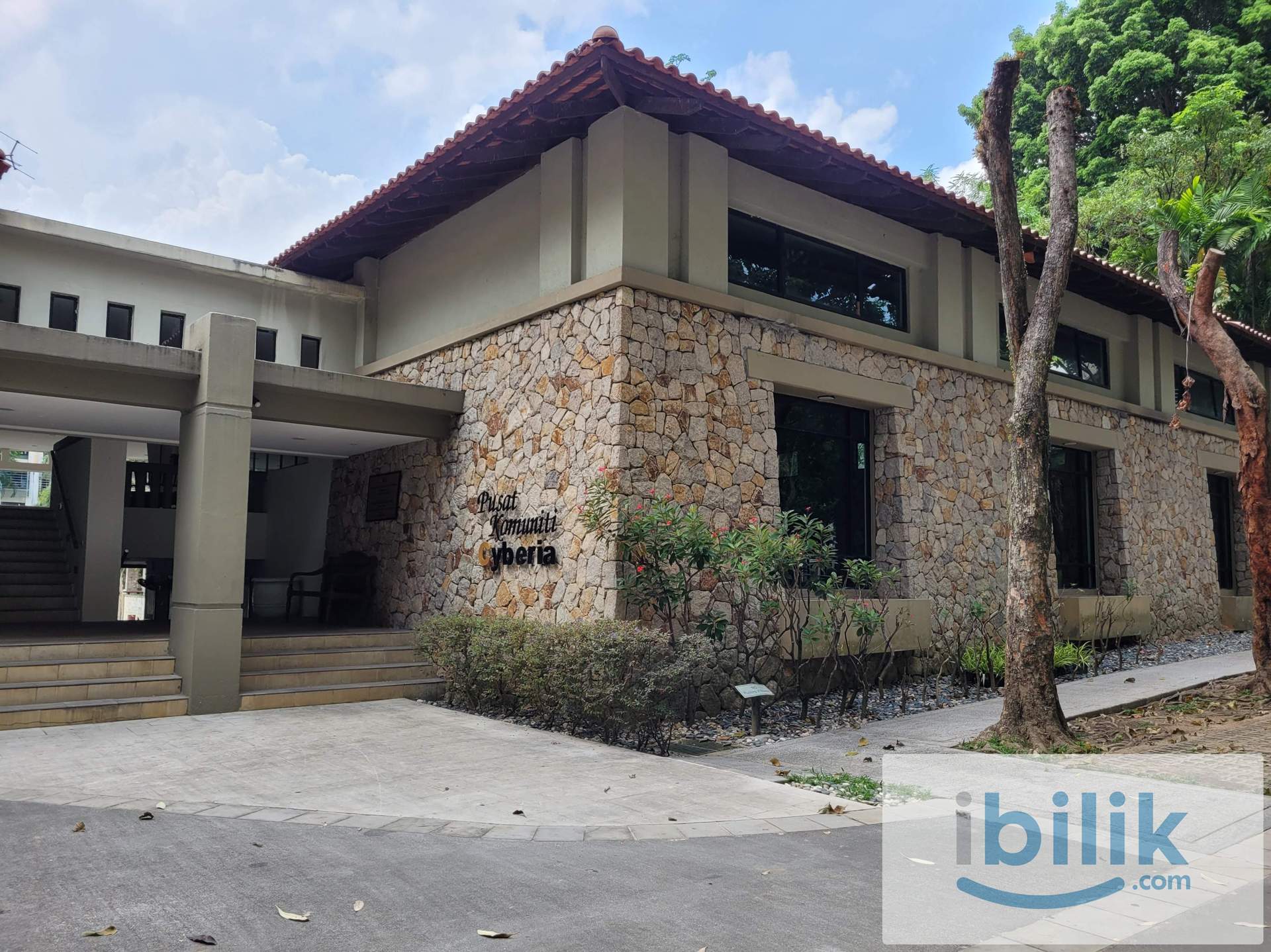 Cyberia Townvilla Middle Room For Rent - Image 6