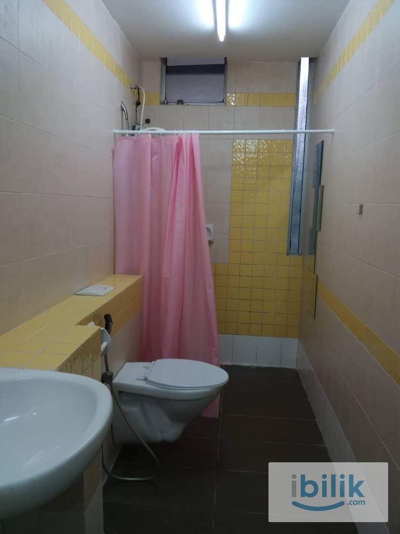 Cyberia Townvilla Middle Room For Rent - Image 9