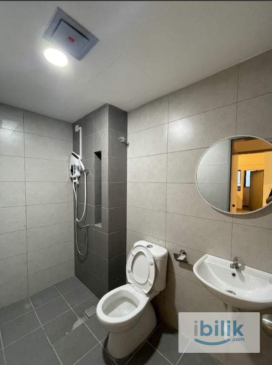 Master Room  - Image 2