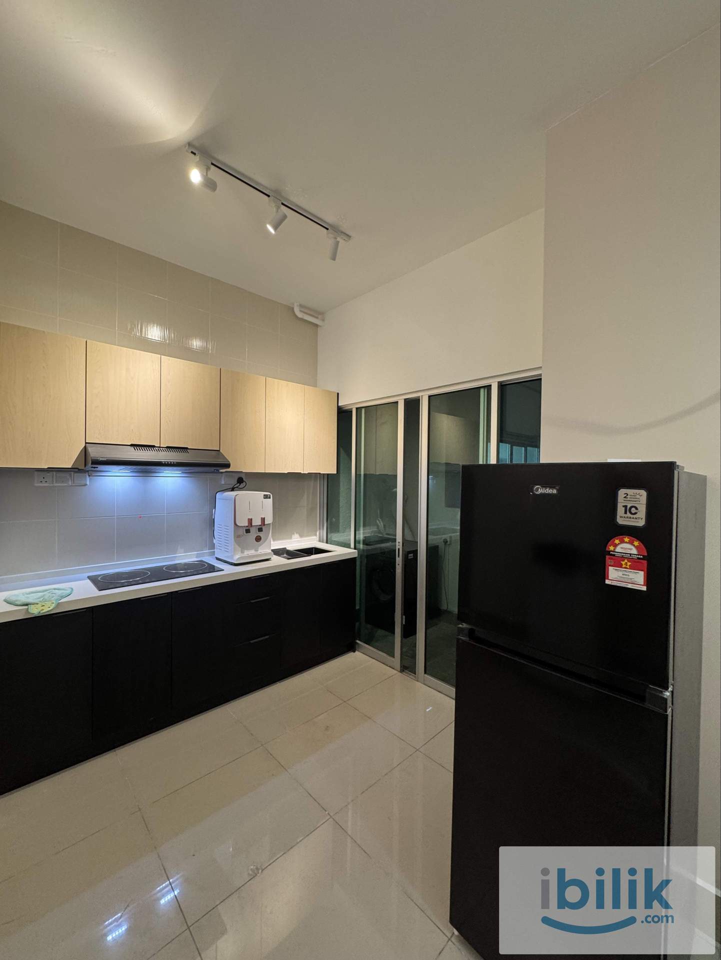 Master Room @ Razak City - Image 2