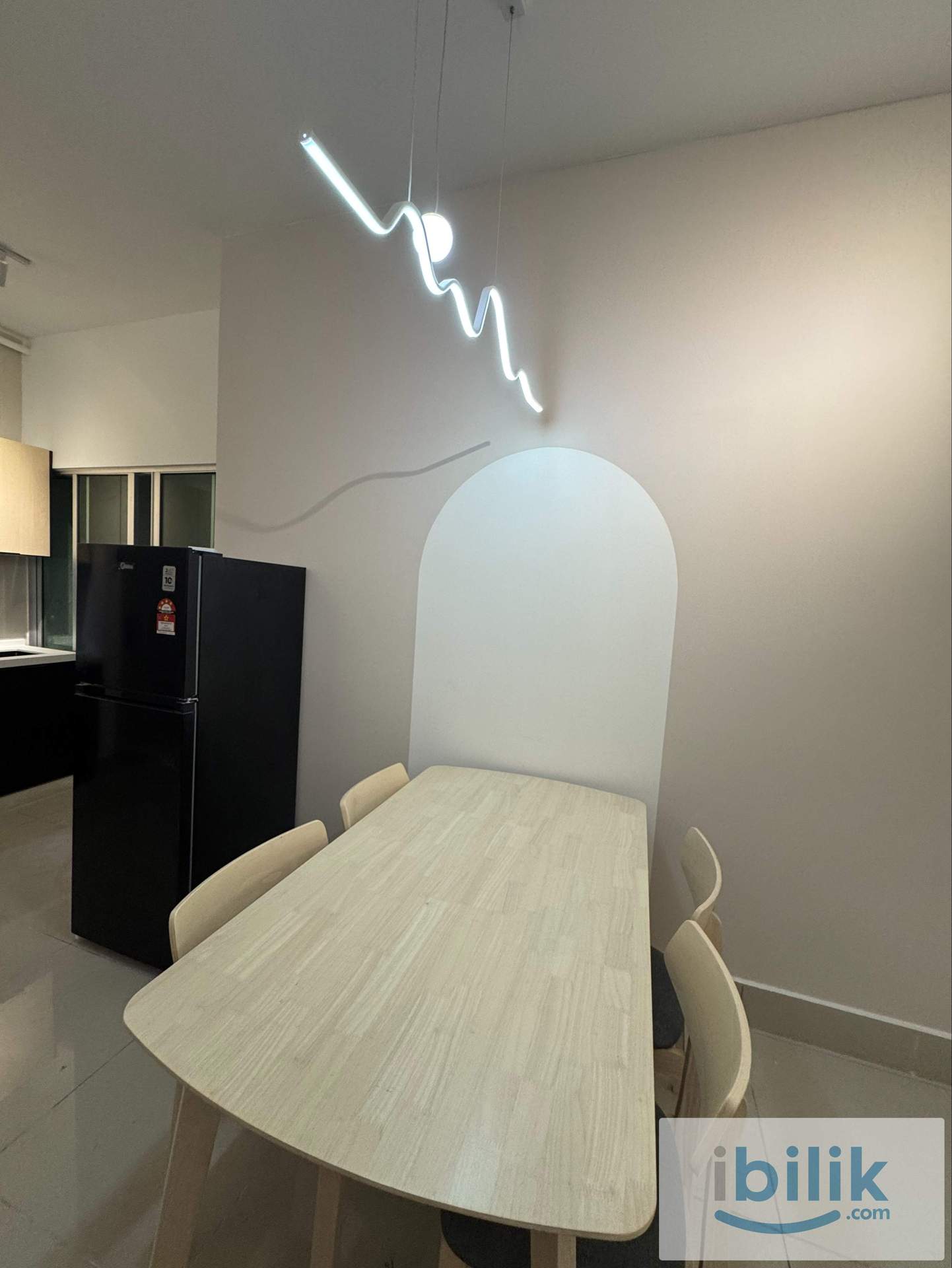 Middle Room @ Razak City  - Image 3