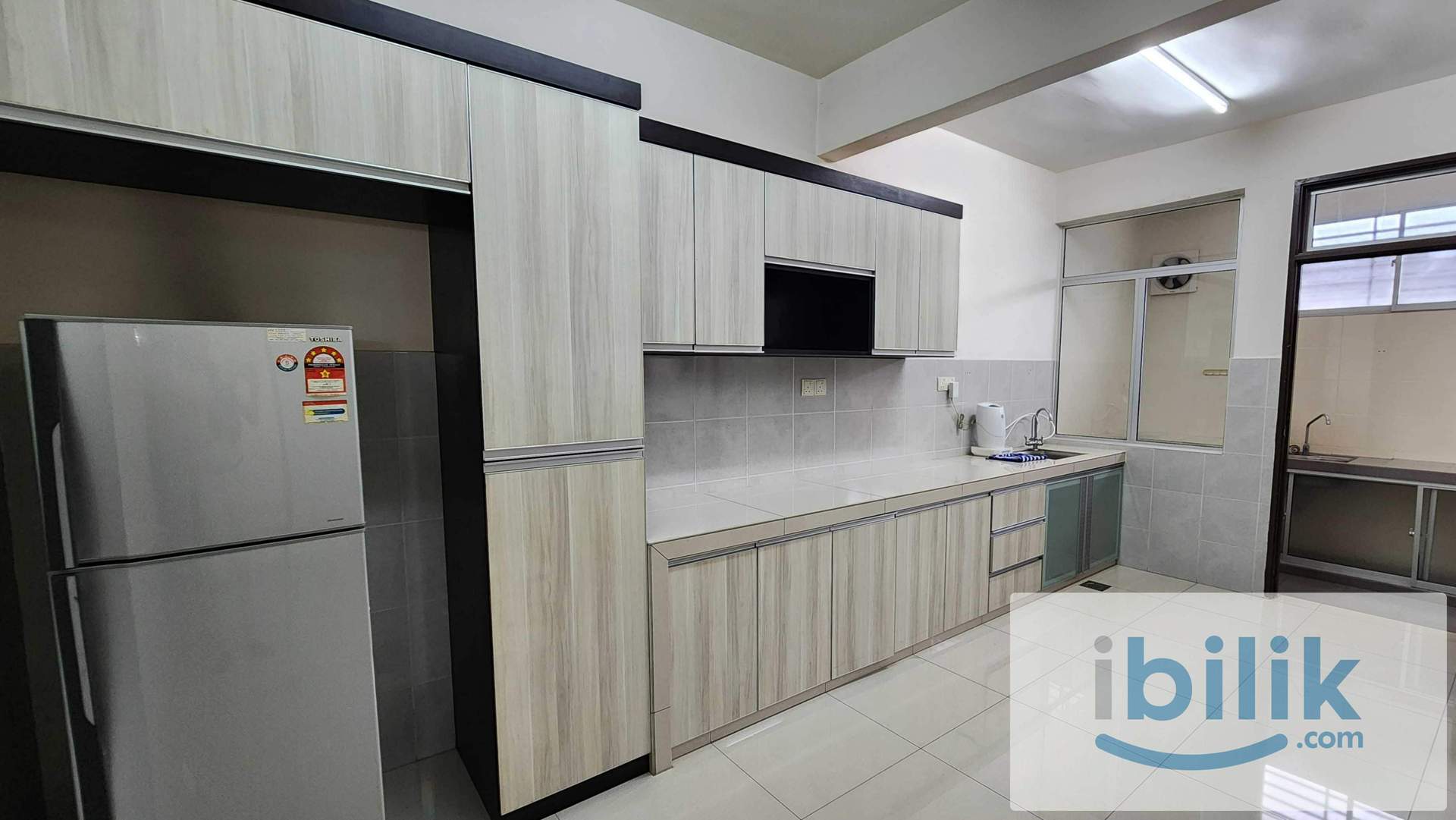 Middle Room Fully Furnished With WIFI , Electric and Water - Image 5