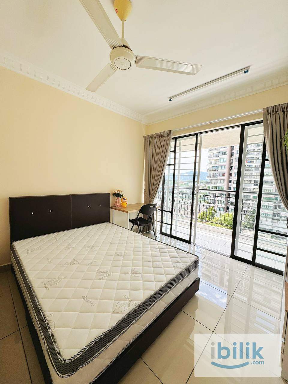Balcony Room, One Damansara, Damansara Damai, Female Unit, Near MRT, Shops, Banks, Bus-Stops - Image 1