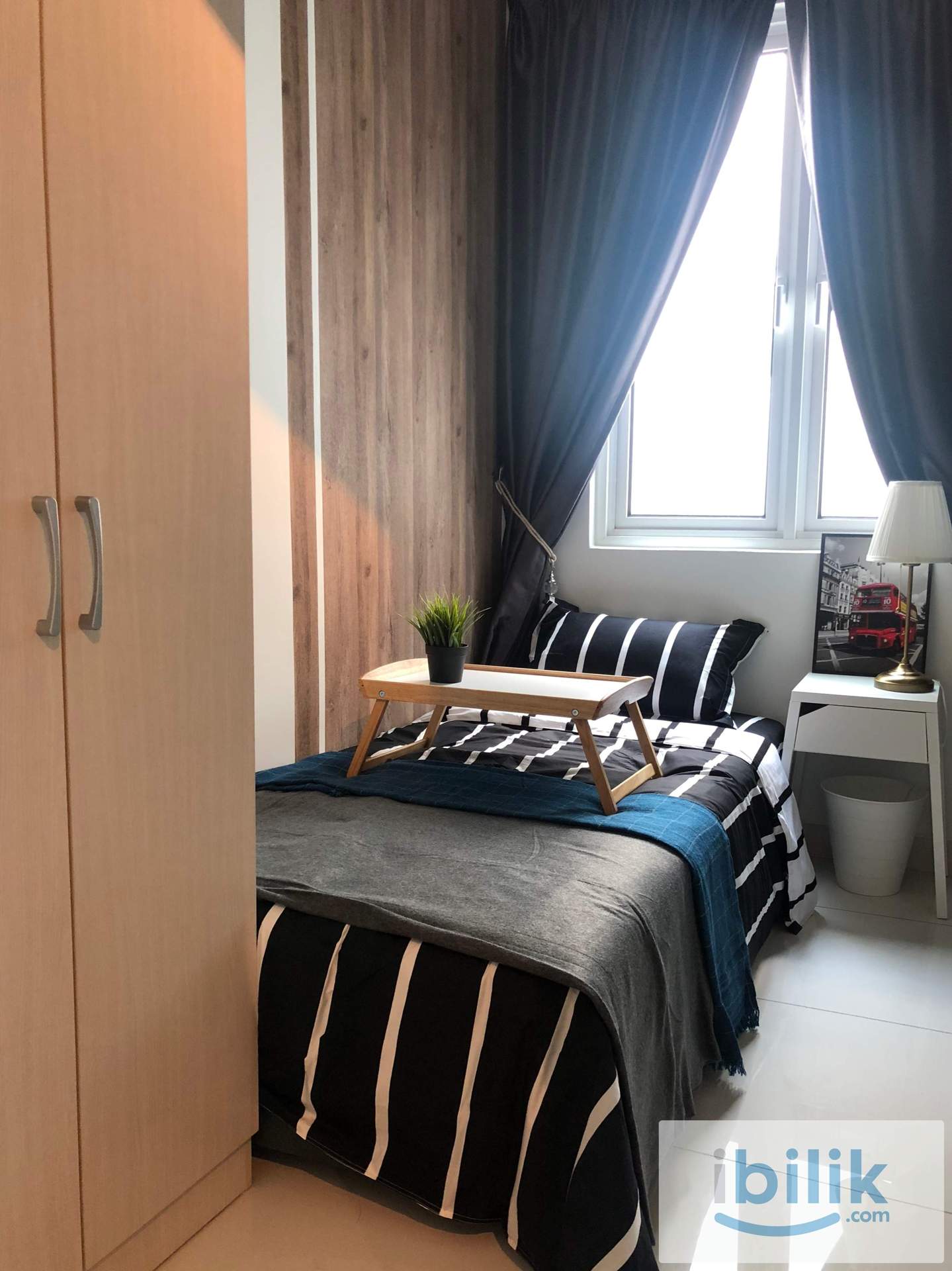 Fully Furnished room walking distance to MRT train - Image 1