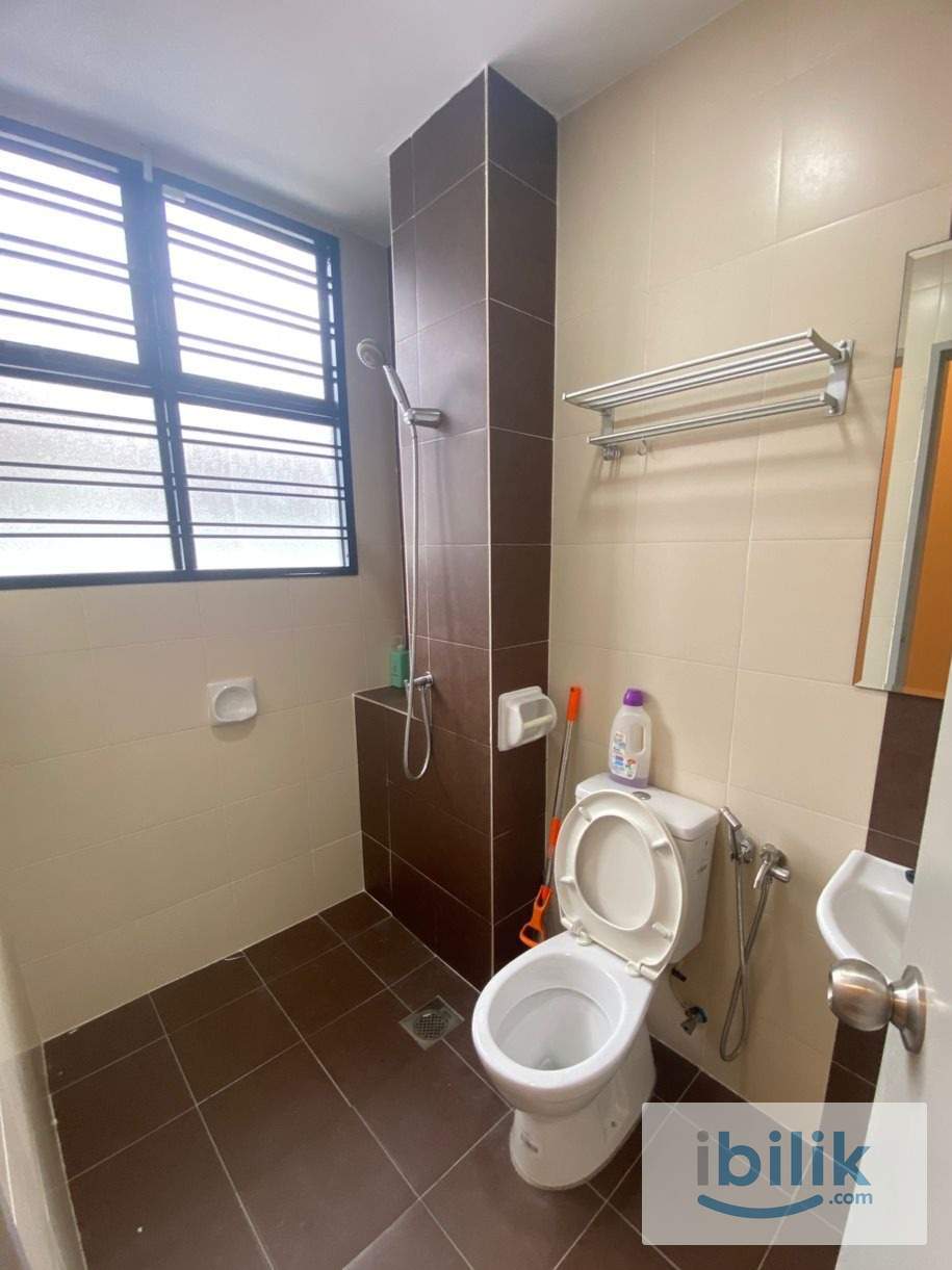 middle room - Image 1