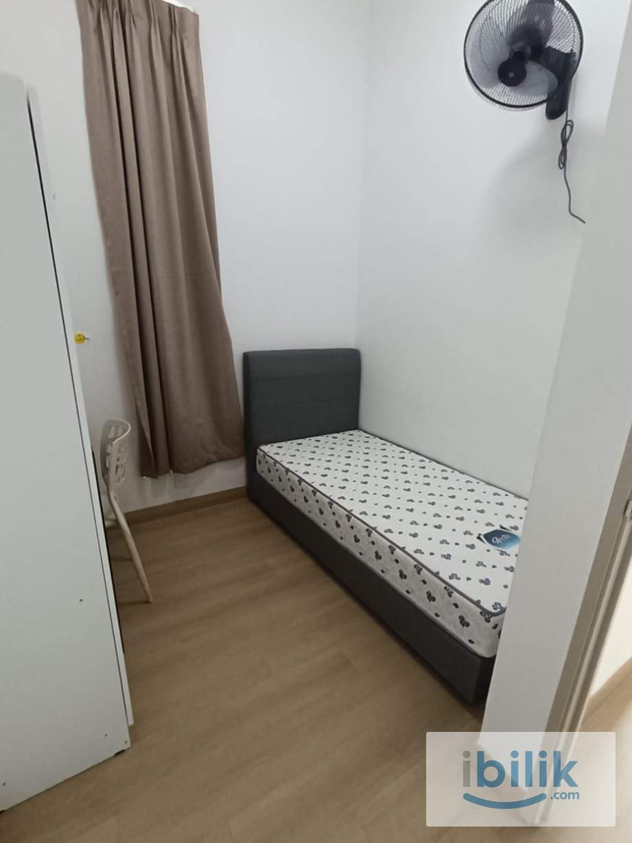 small room - Image 1