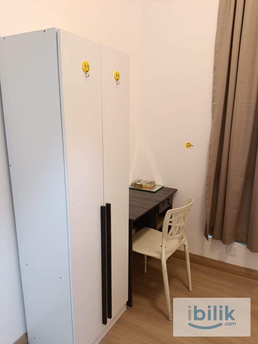 small room - Image 2