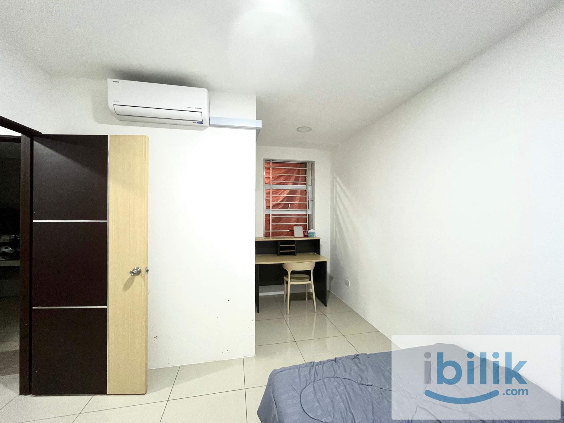 Room for Rent (area Serene Shangri-La) - Image 1