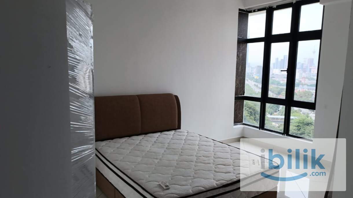 Master Room - Image 1