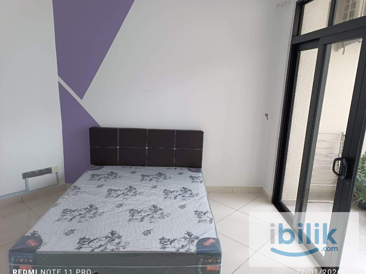 Balcony Room - Image 1