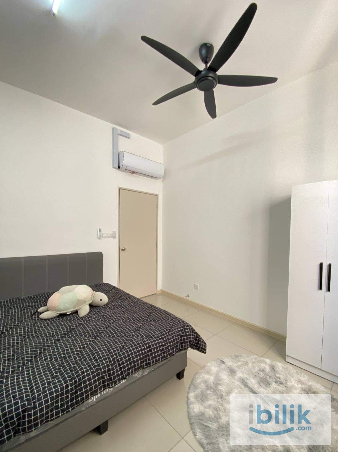 Balcony Room for Rent at Setia Alam with Free WiFi 📱 near SCM, Top Glove - Image 1