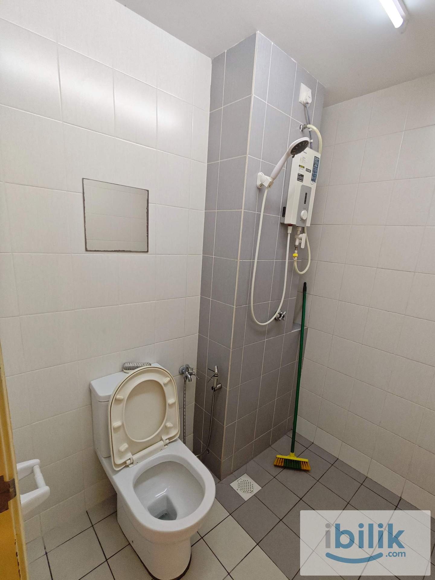 HARI INI MASUK ❗ Setia Alam Room for Rent at Setia Alam with Free WiFi 📱 - Image 2