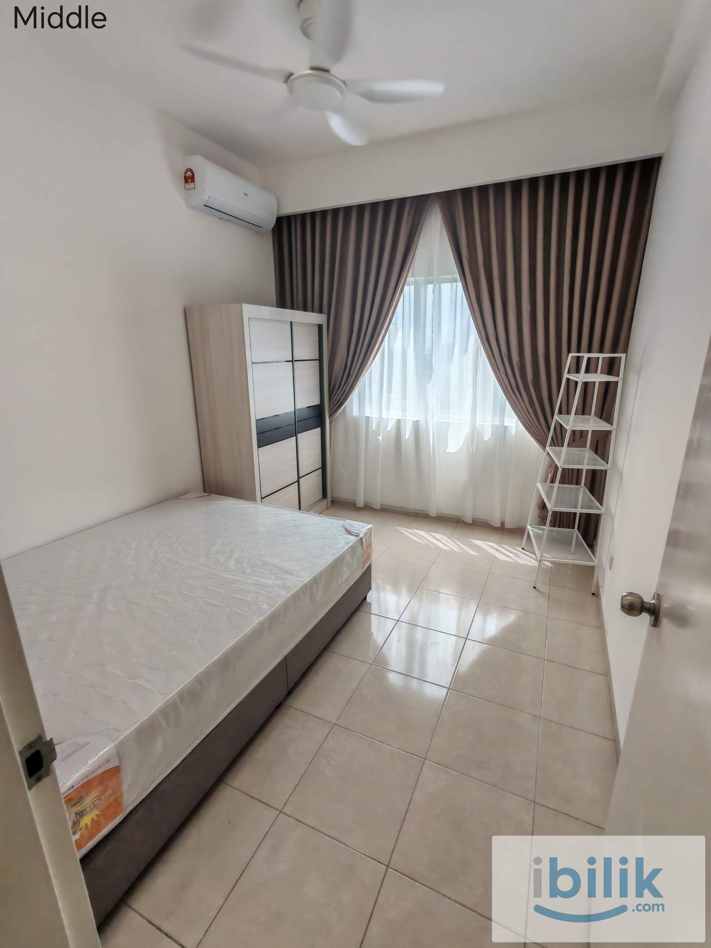 Amansuri FULLY FURNISHED MIDDLE ROOM - Image 3