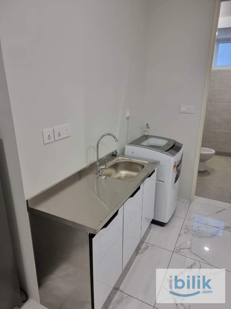 Studio unit - Image 3