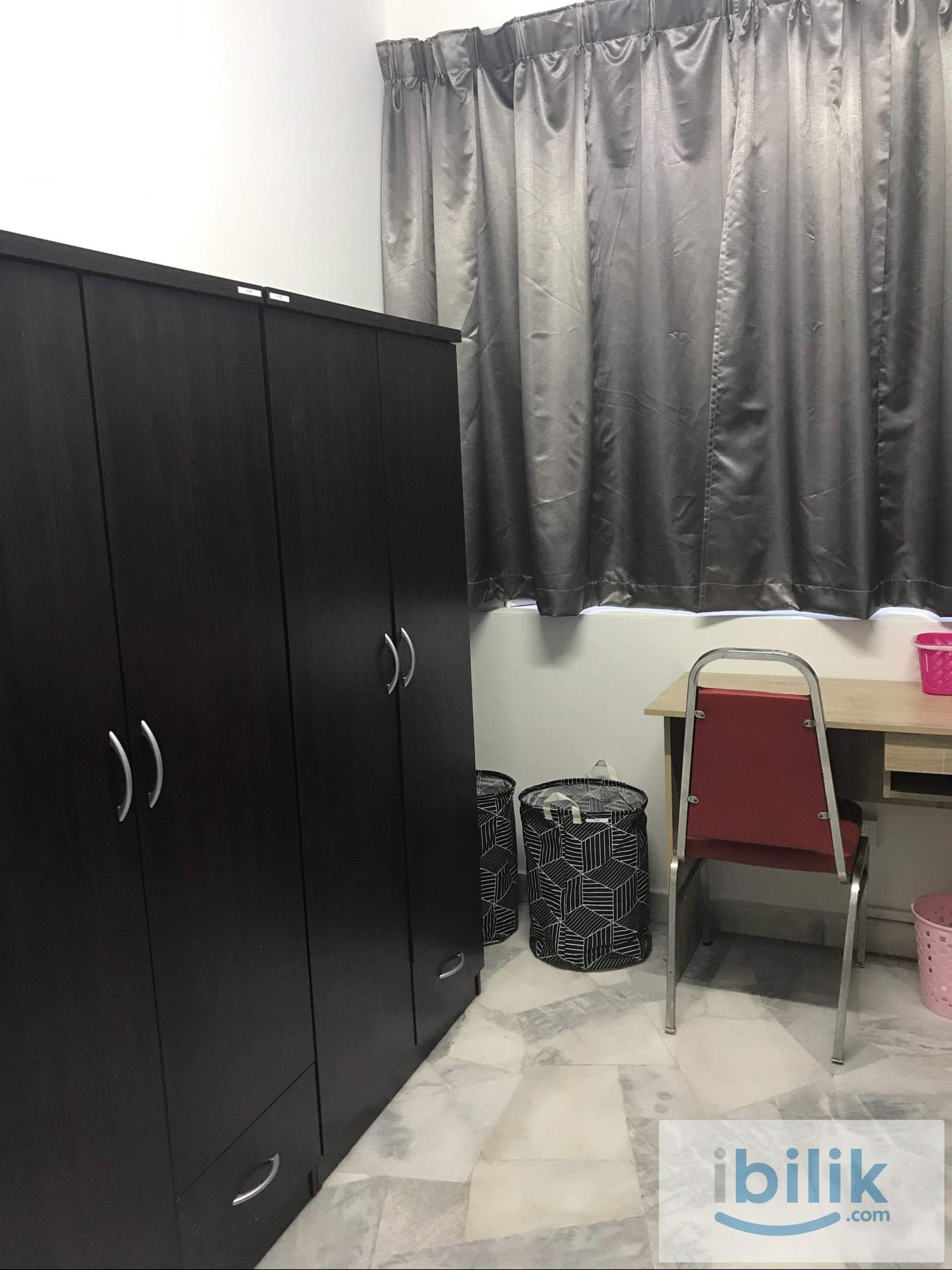 Cozy Middle Room for Rent - Image 3