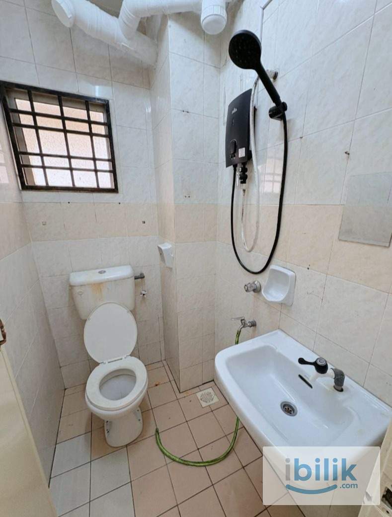 🏠 Room For Rent ! - 📍 Damansara Perdana - Image 2