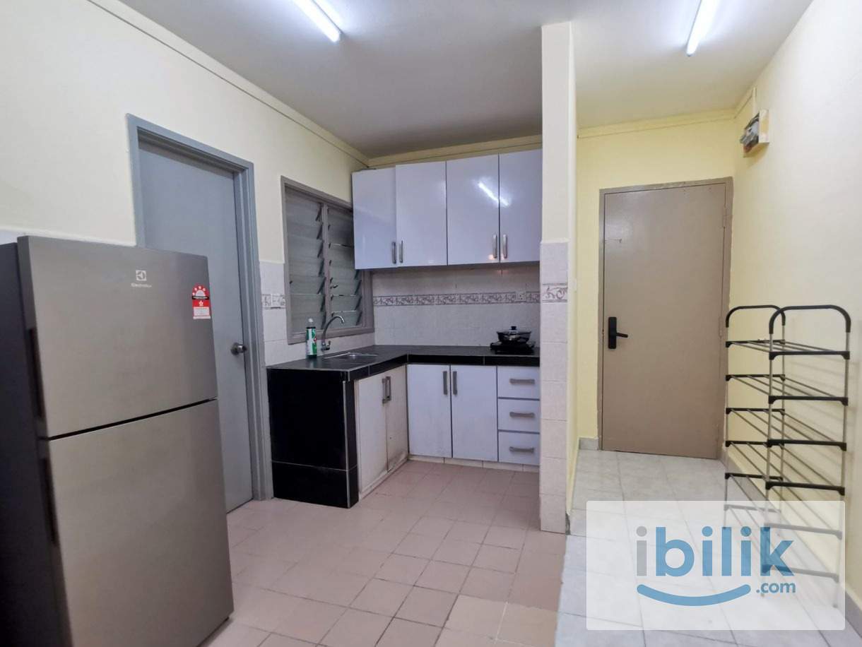 🏠 Room For Rent ! - 📍 Flora Damansara - Image 3