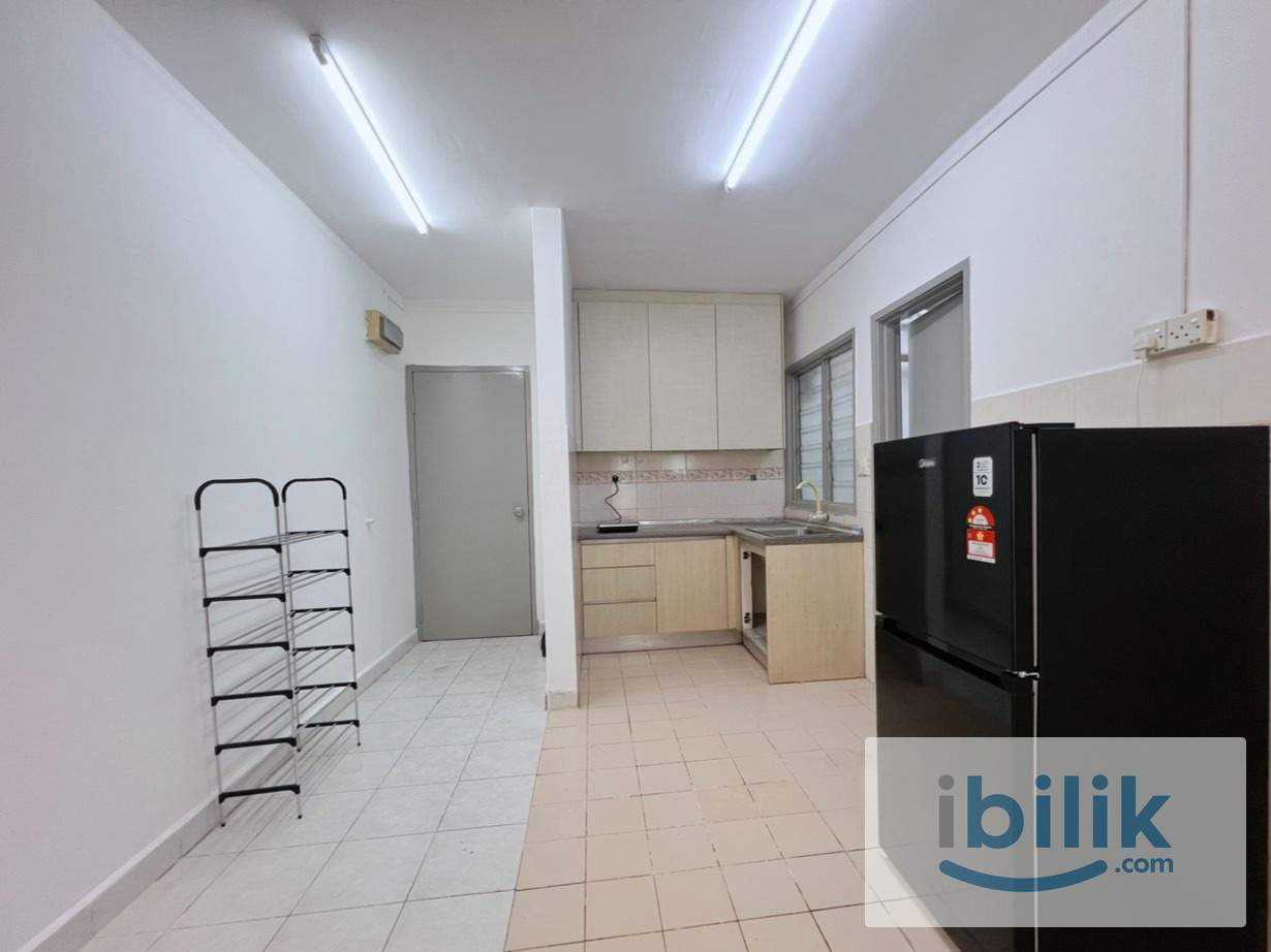 🏠 Room For Rent ! - 📍 Flora Damansara  - Image 4