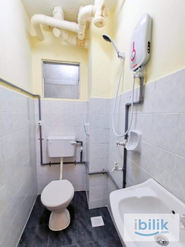 🏠 Room For Rent ! - 📍 Flora Damansara - Image 4