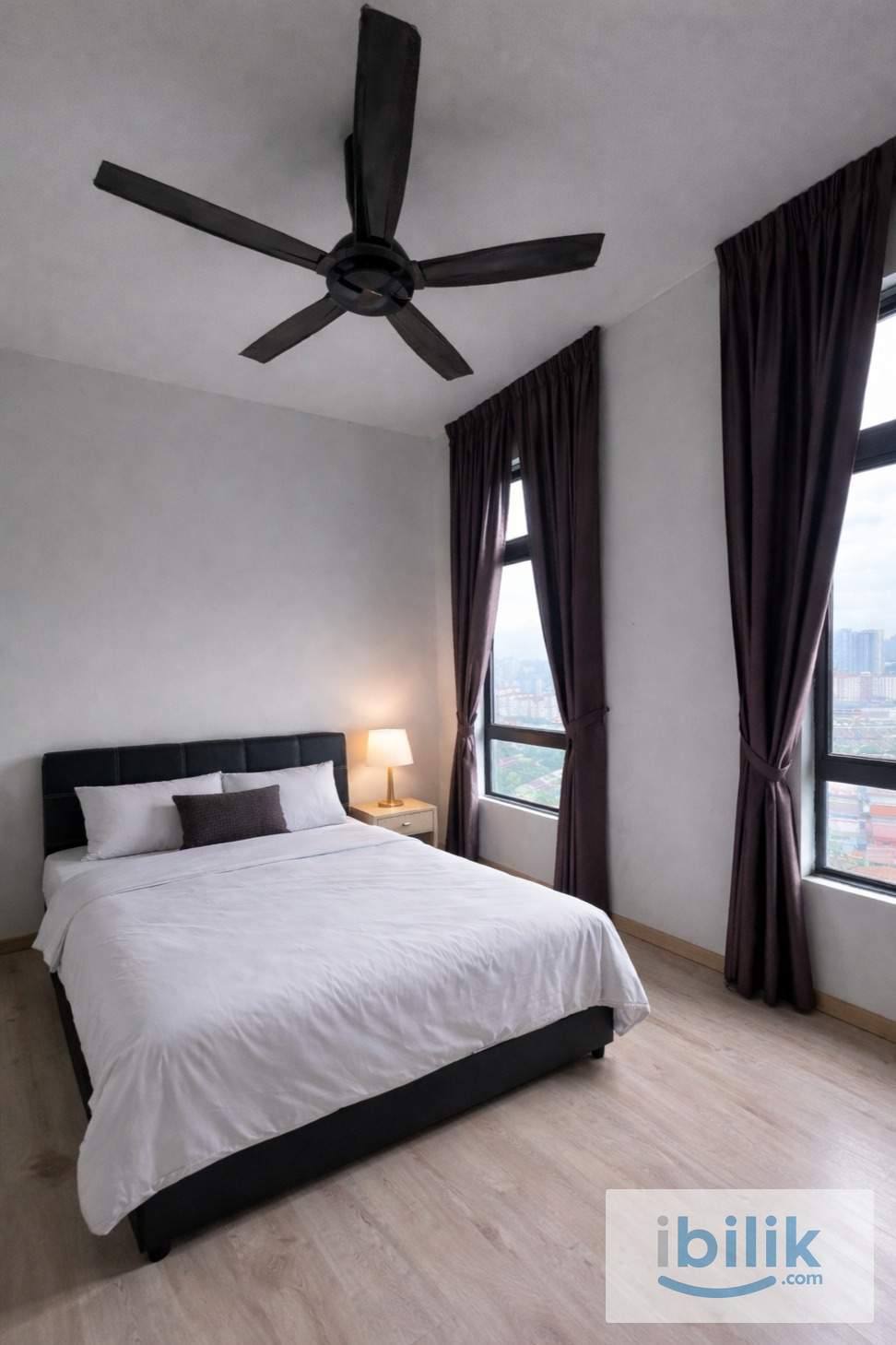 Master Room @Henge Condo - RM950 - Image 1