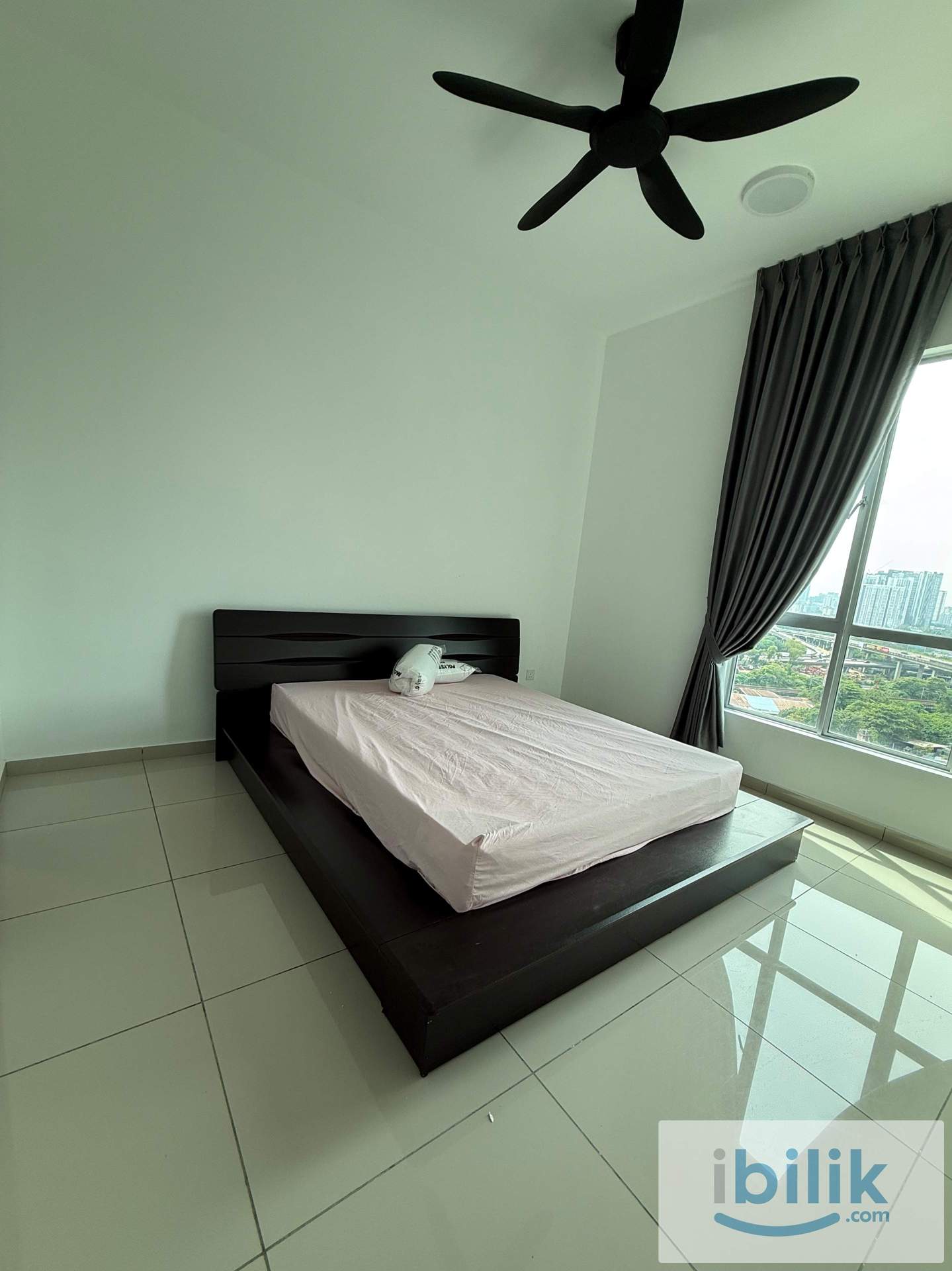 Nikka I Master Bedroom I 50m to LRT Salak Selatan [FEMALE ONLY] - Image 1