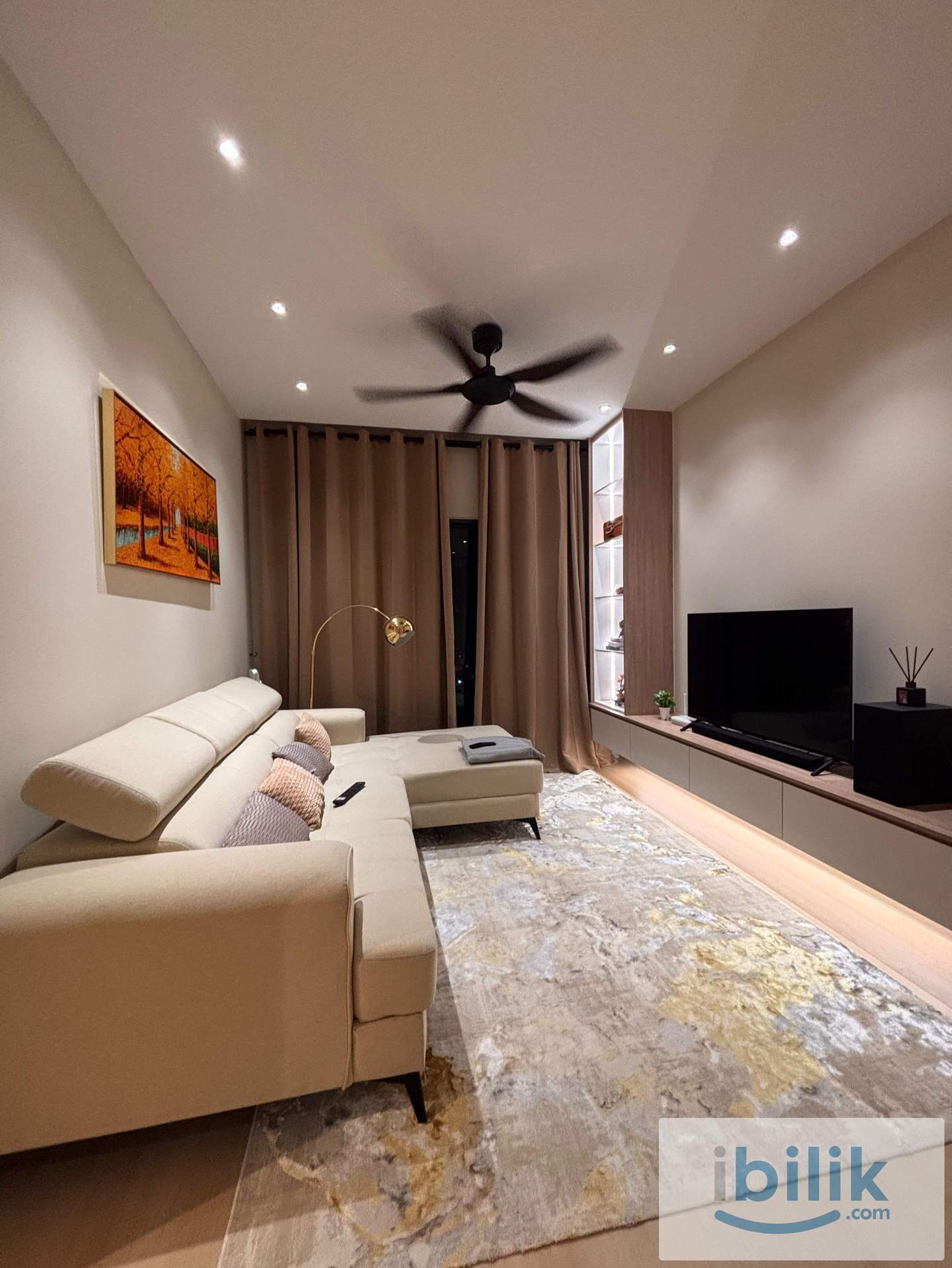 M Adora- Middle Room - Image 5
