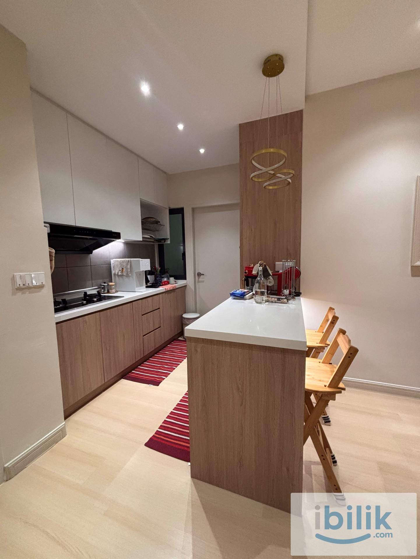 M Adora- Middle Room - Image 8