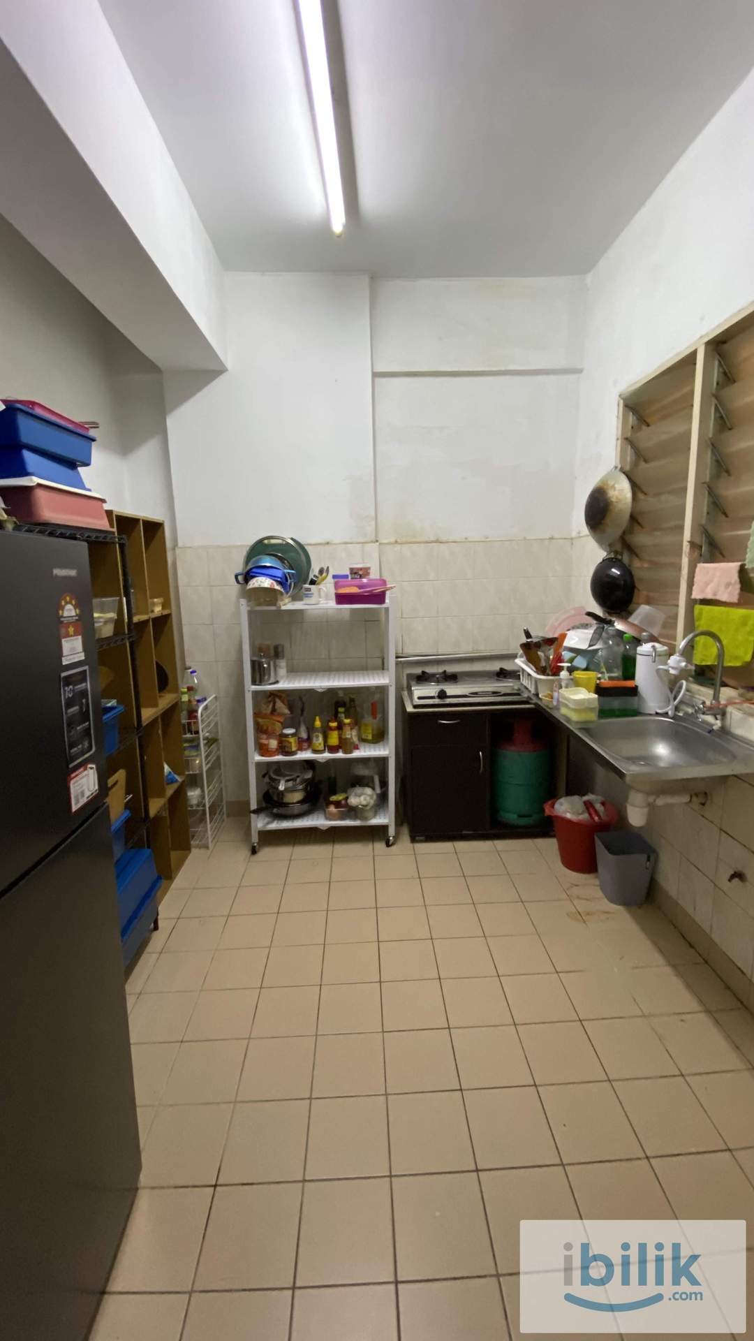 Bilik Single Female untuk Disewa di Bayu Tasik Condo, Bandar Sri Permaisuri Near LRT Salak Selatan - Image 5