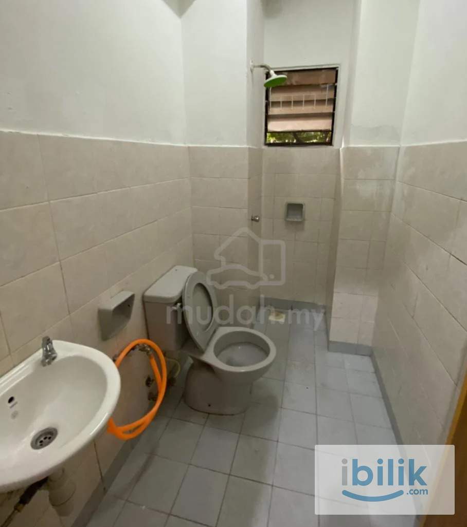 Master Bedroom For Rent (Sharing) For Female Near LRT Salak Selatan - Image 3