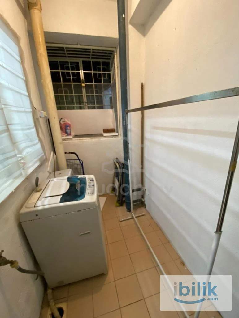 Master Bedroom For Rent (Sharing) For Female Near LRT Salak Selatan - Image 4