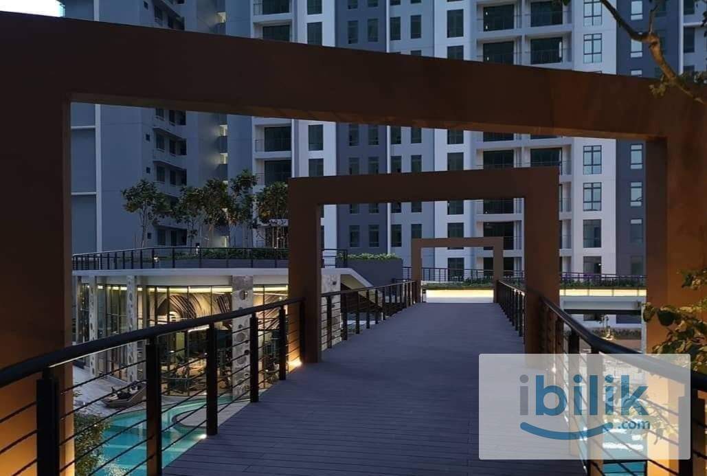 Balcony Room in Kepong ( The henge condo ) - Image 2