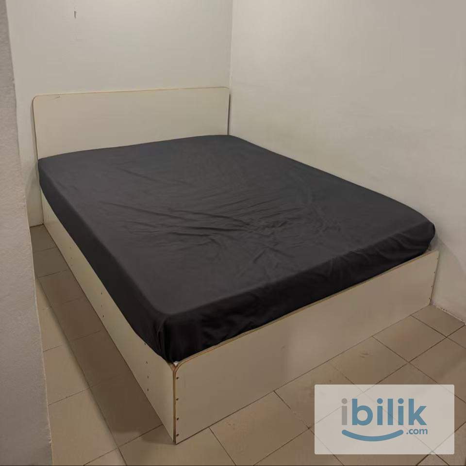 Low Deposit Room Available Maluri  - Image 1