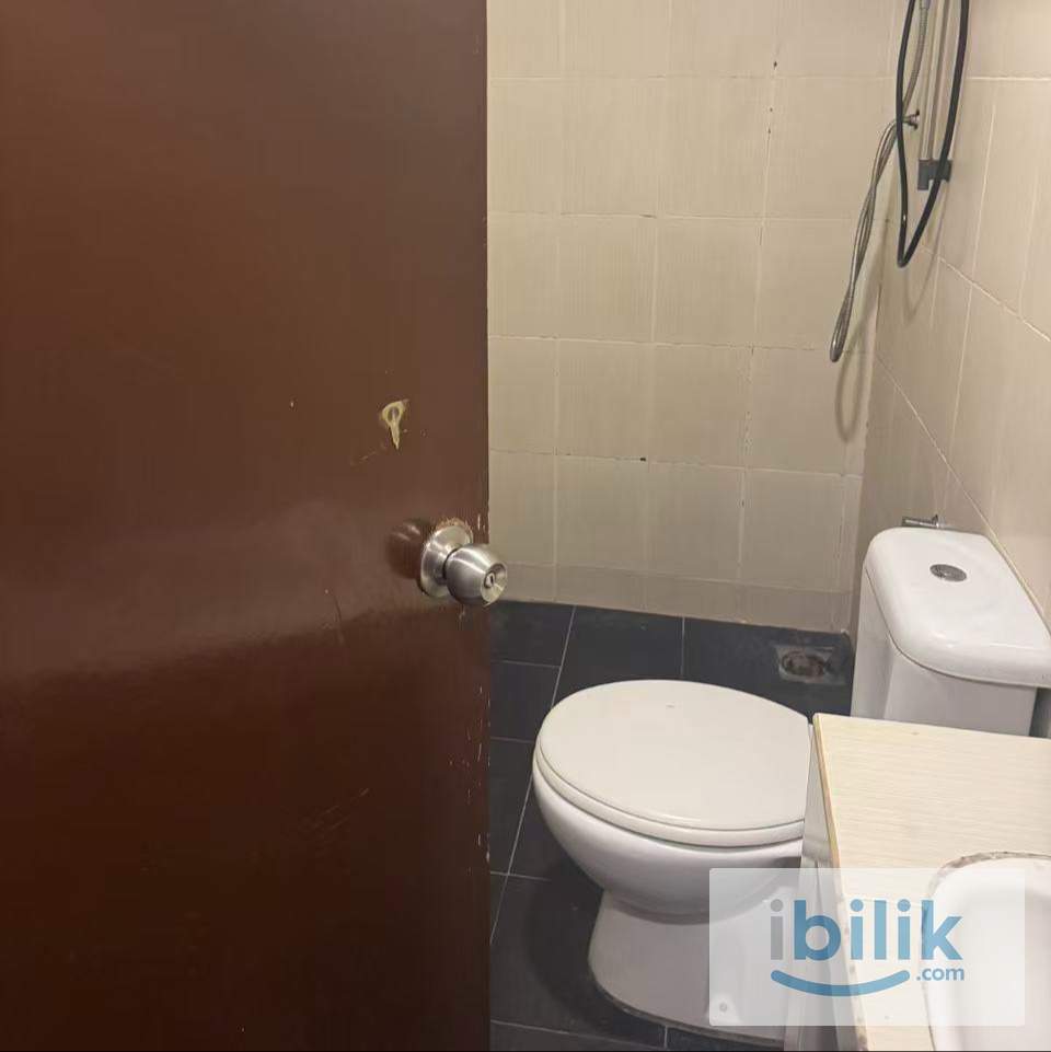 Low Deposit Room Available Maluri  - Image 3