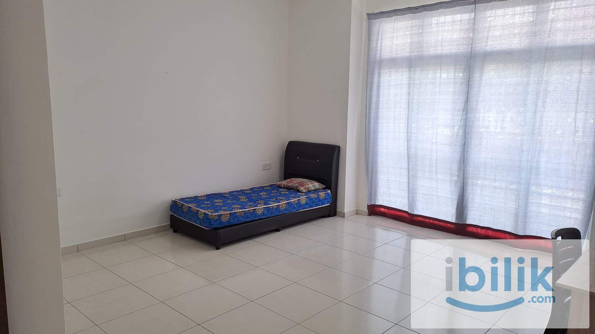 master room - Image 10