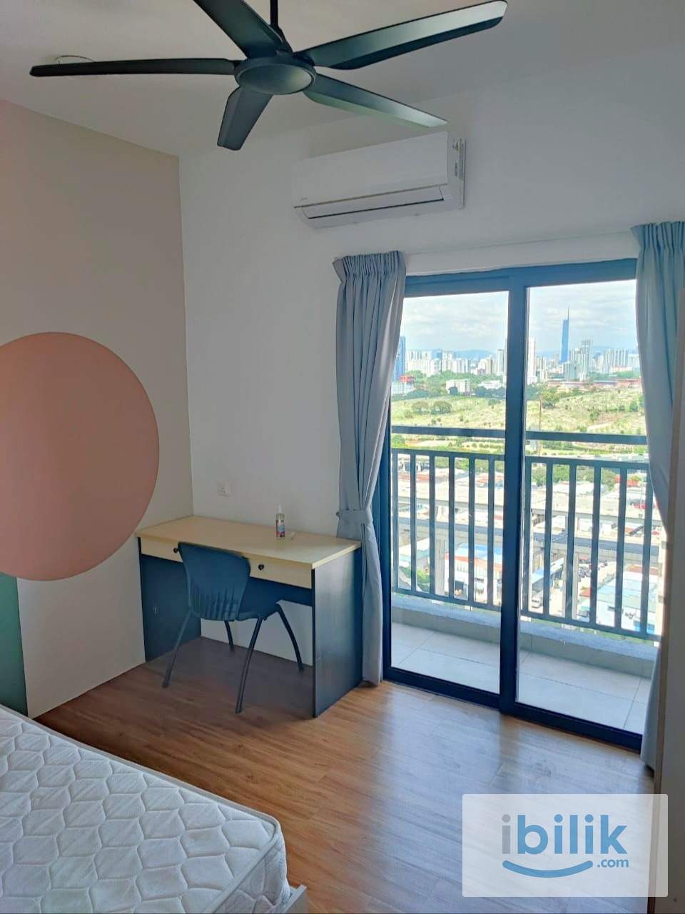 🏠 Balcony Rooms for Rent – UCSI Residence 2 | Walk to Campus  - Image 4