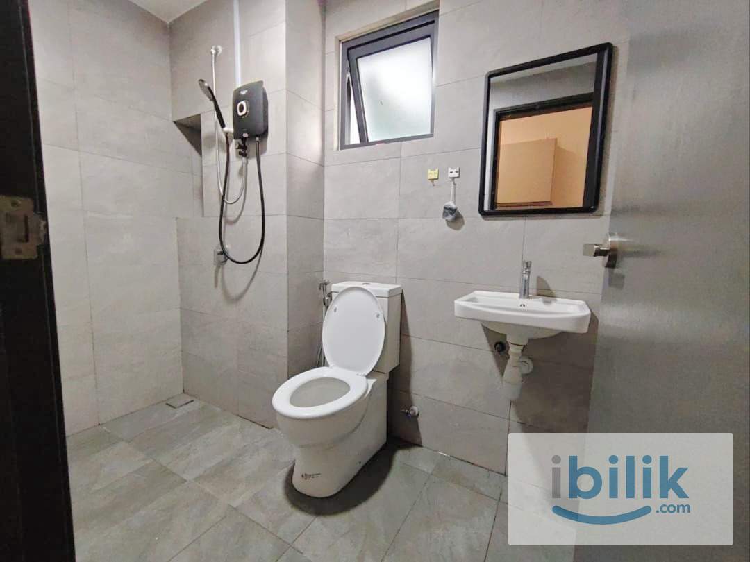 🏠 Big Medium Rooms for Rent – UCSI Residence 2 | Walk to Campus  - Image 9