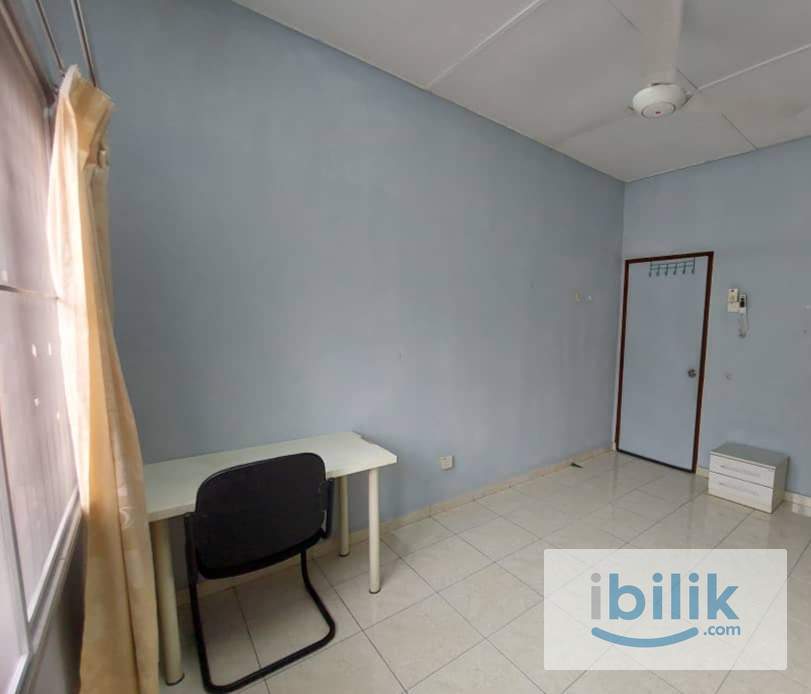 Middle Room near Cyberjaya  - Image 2