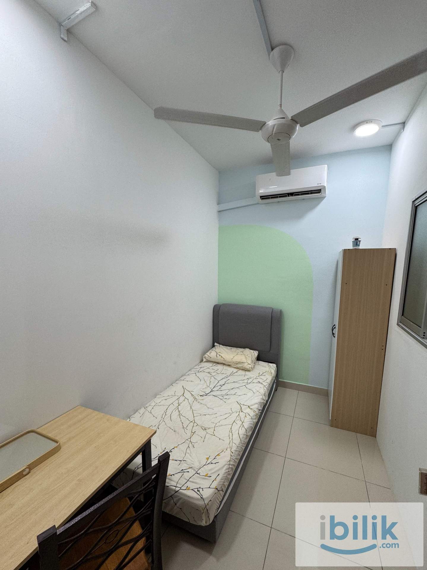 Single Room - Image 1