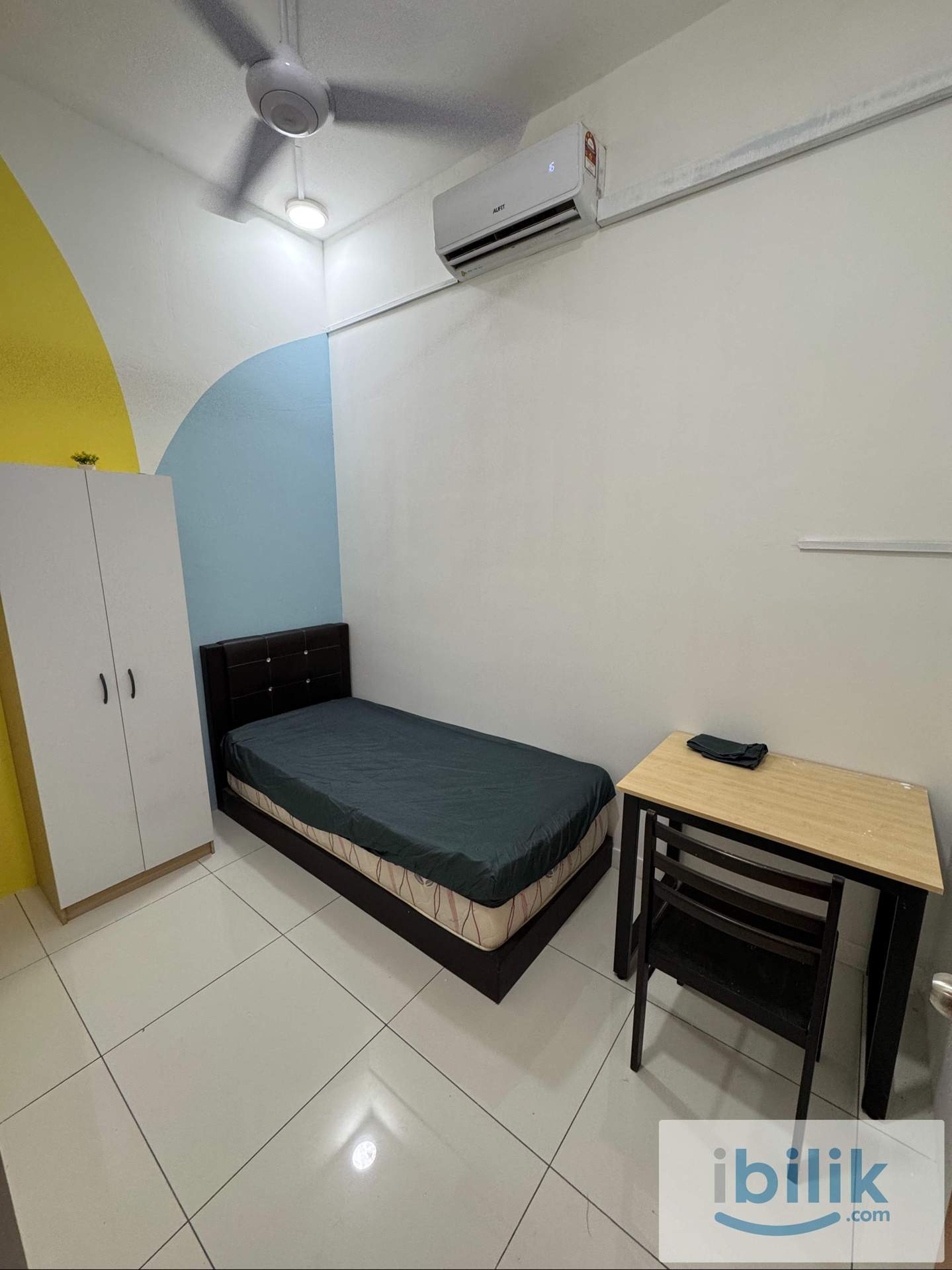Single Room - Image 2