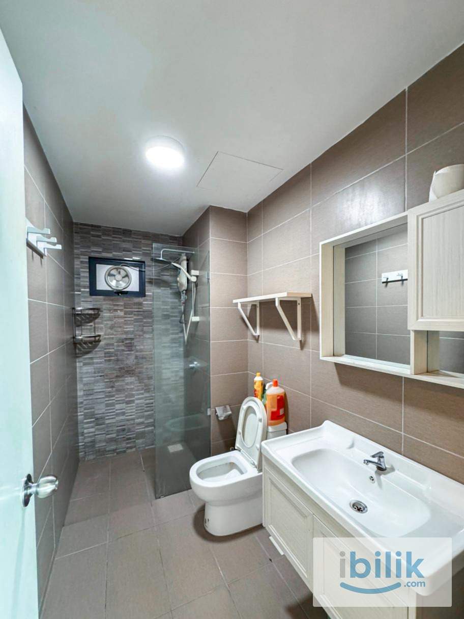 Middle Room @ Parkhill Bukit Jalil | All-in | Near Pavilion BJ & APU - Image 2