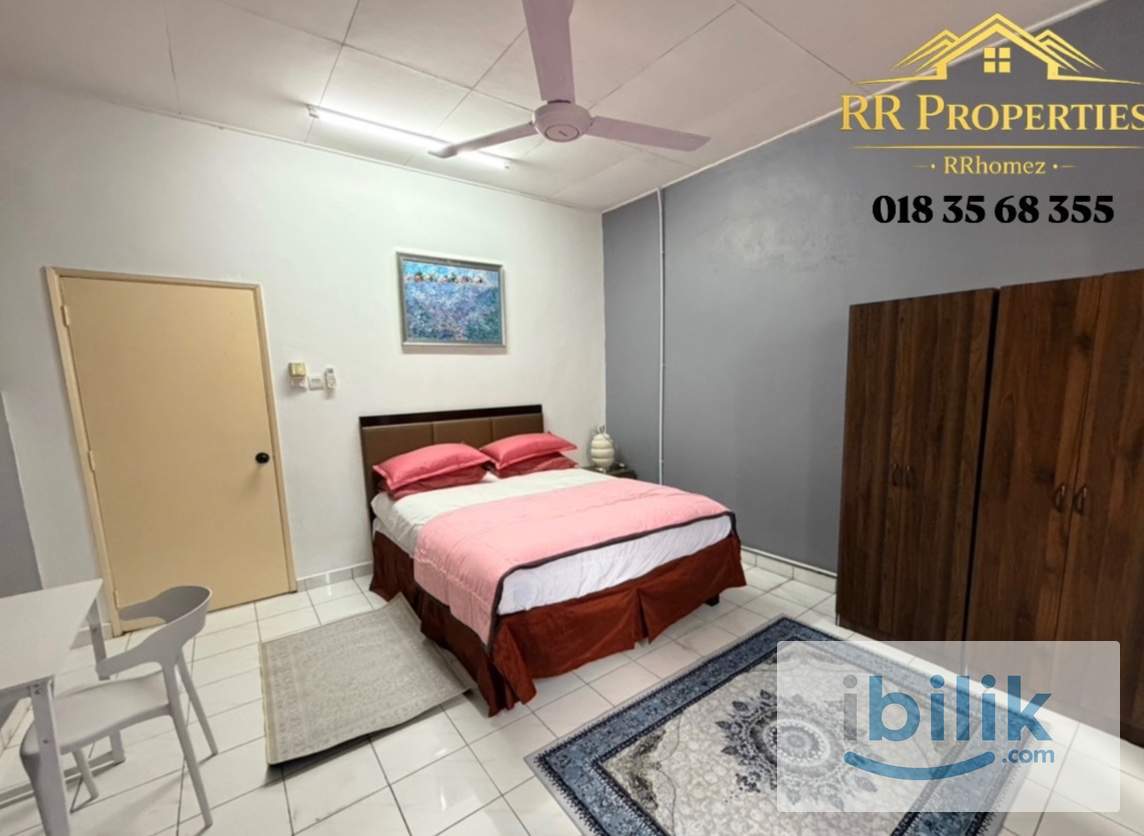 Bilik Master with AIRCOND. FREE PARKING. - Image 1