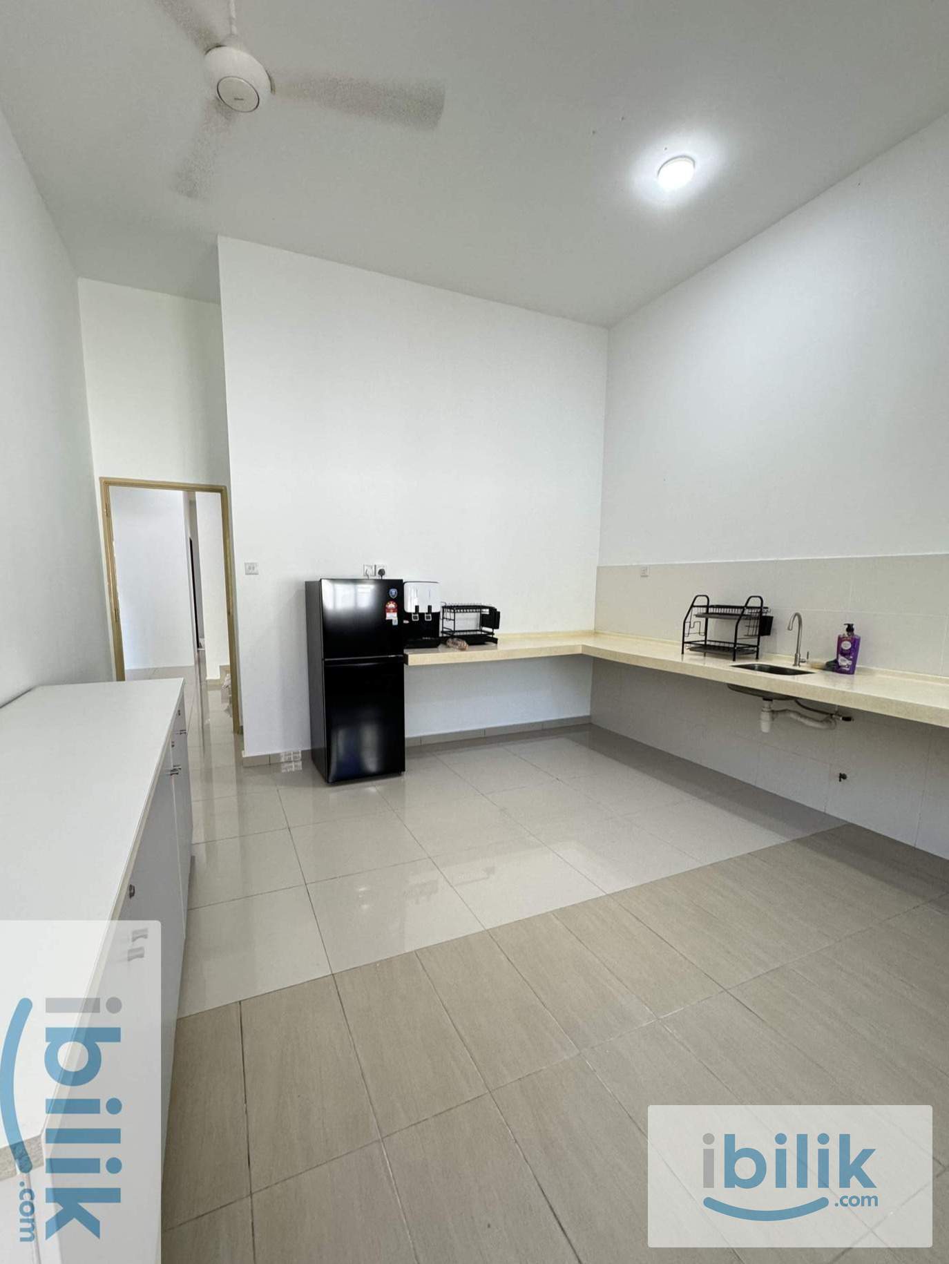South Homes room for rental - Image 7