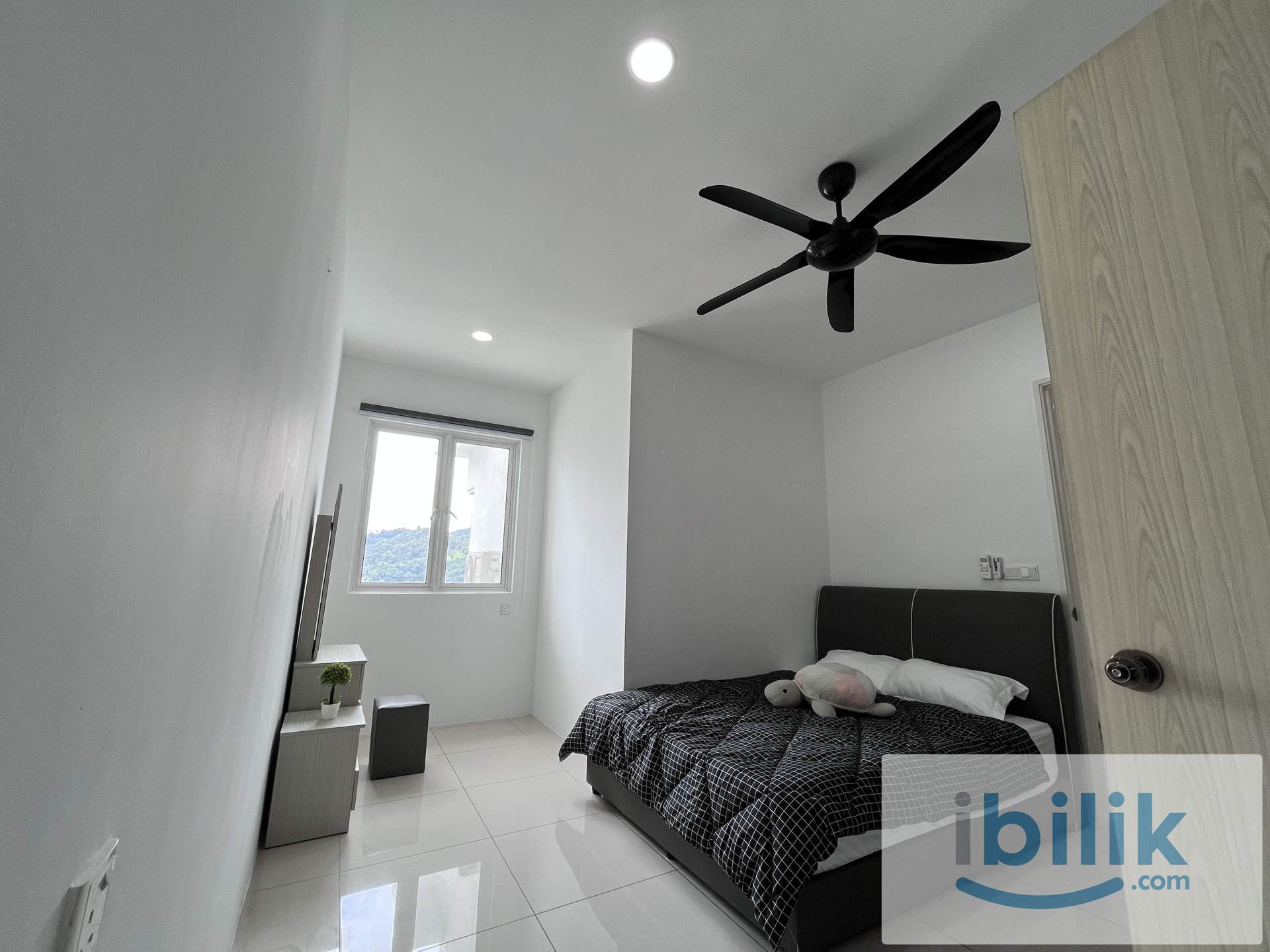 The Clovers room for rental - Image 1