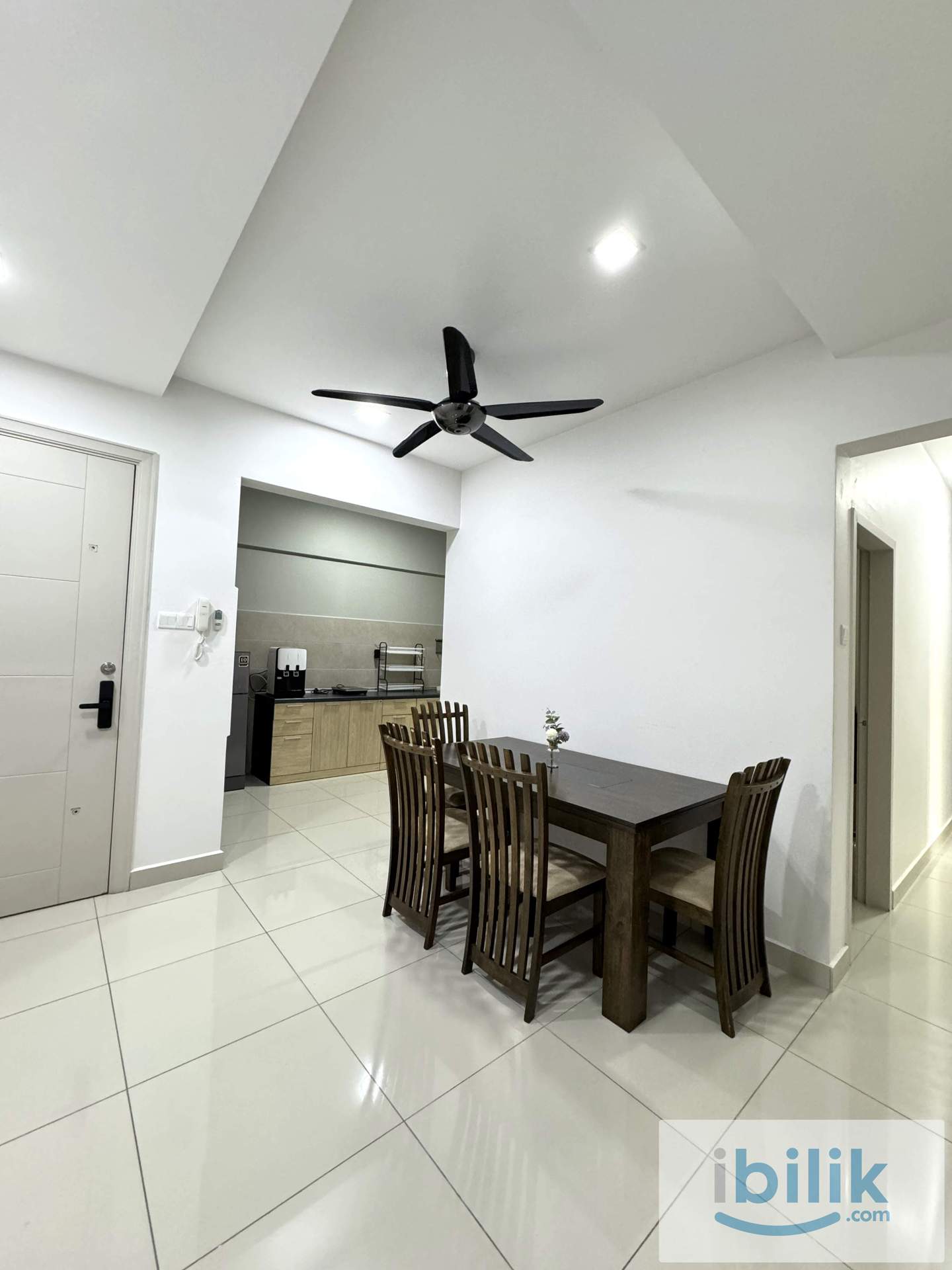 Gardens Ville room for rental - Image 5