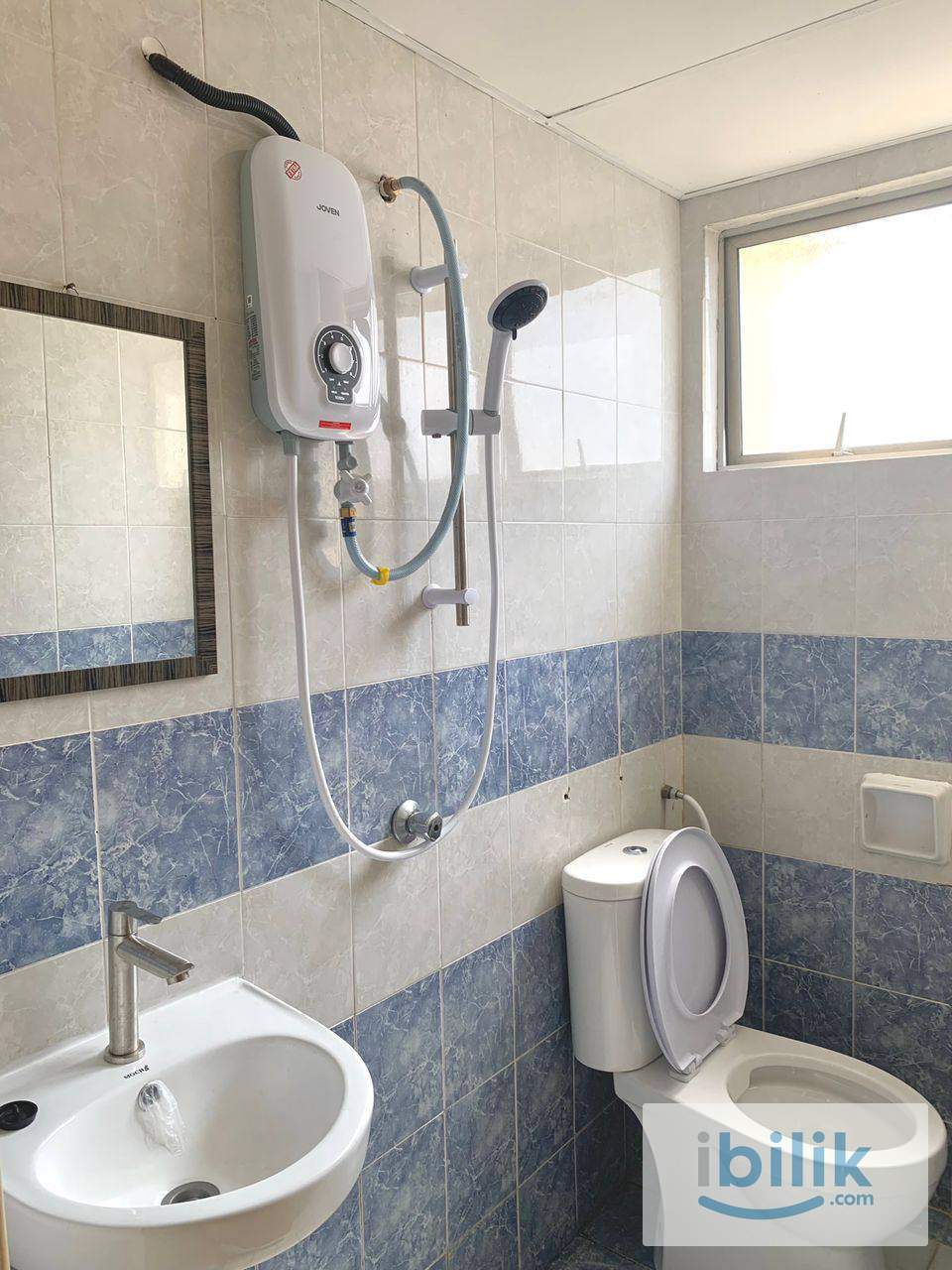 Female Master Room - Image 3