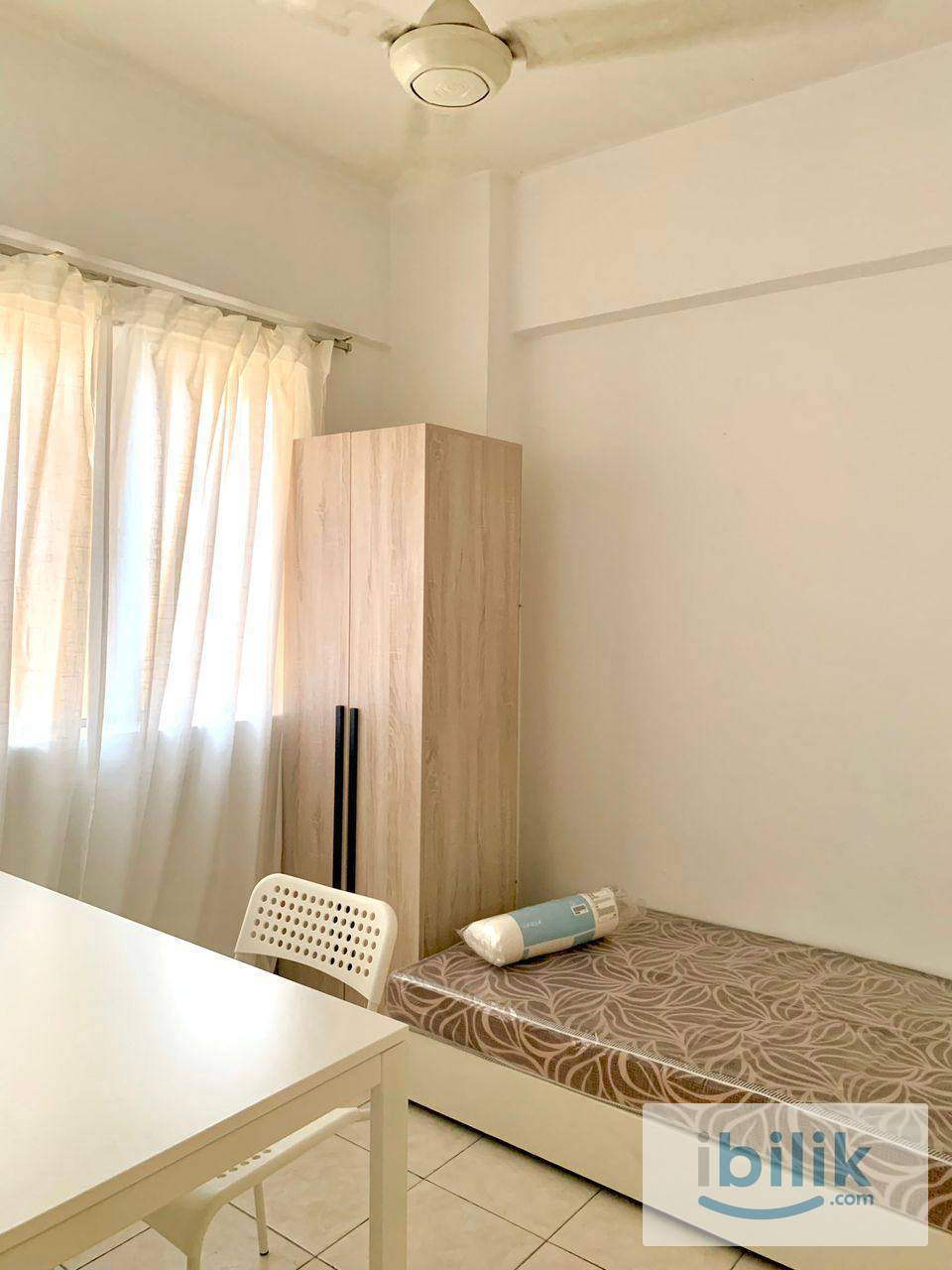Female Small Room - Image 3