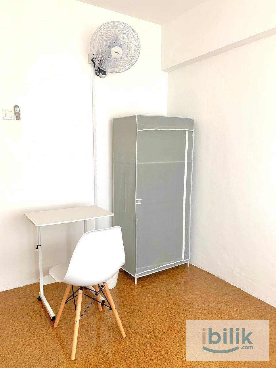 Female Small Room - Image 2