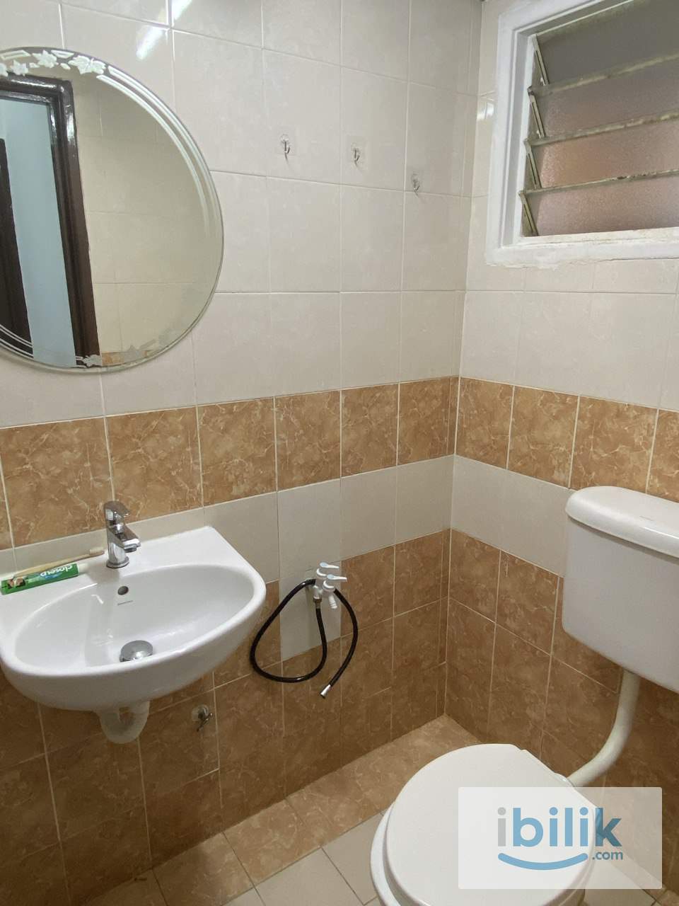 Female Newly renovated Medium Room  - Image 4