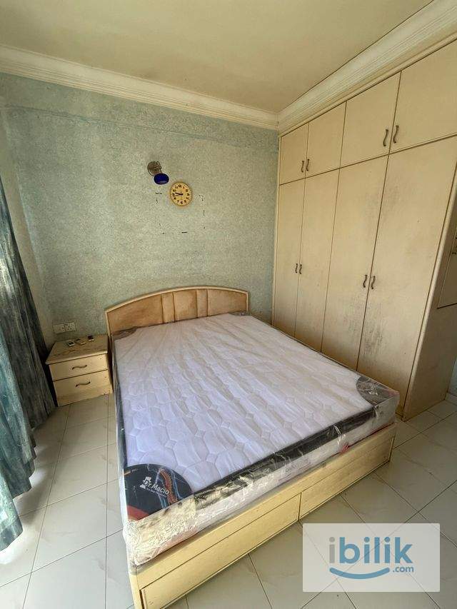 Master Room at Jade View (350m from USM) - Image 1
